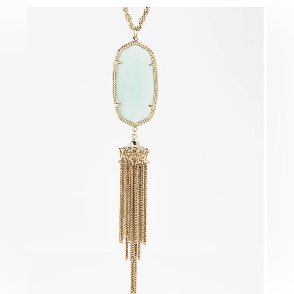 KENDRA SCOTT RAYNE LONG TOSSEL NECKLACE IN GOLD TONE